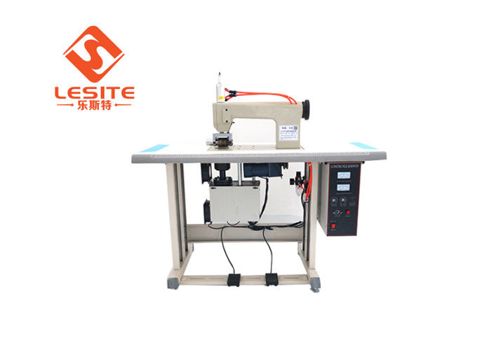 Filtre torbası için Yüksek Hassasiyetli 1.5KW Ultrasonik Dokuma Yapıştırma Makinesi